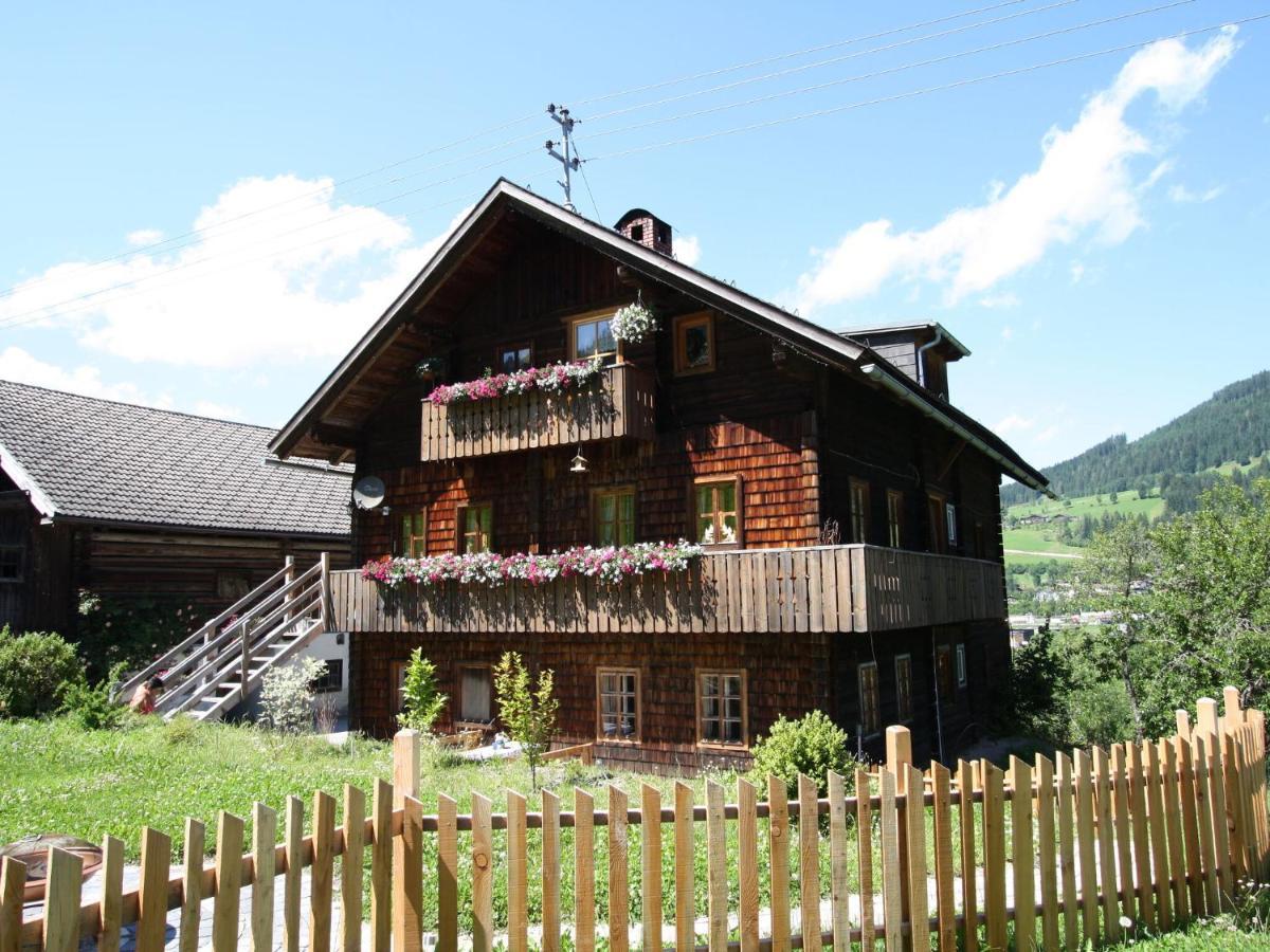 Sprawling Mansion Near Ski Area In Salzburg Eben Im Pongau Exterior photo