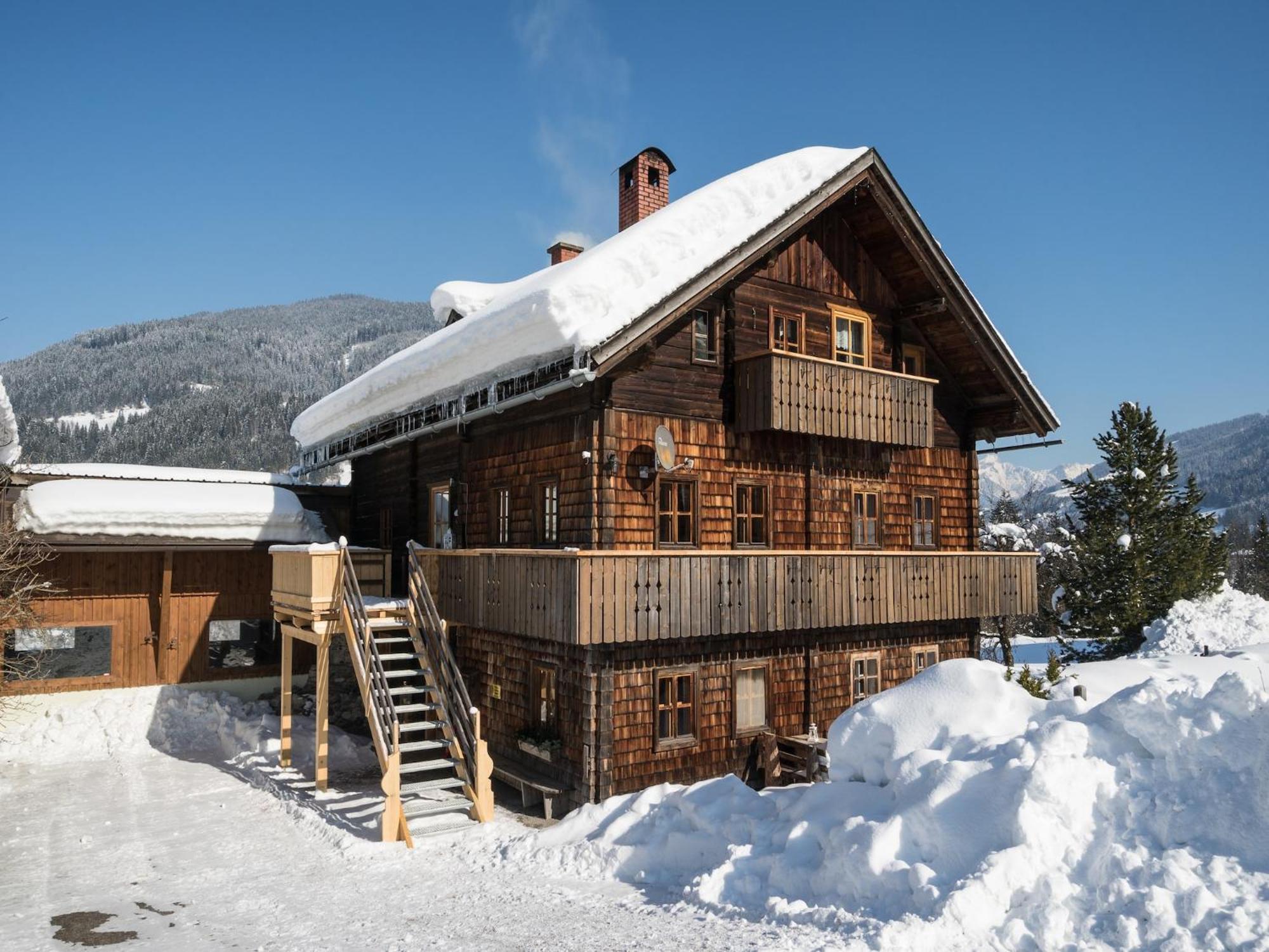 Sprawling Mansion Near Ski Area In Salzburg Eben Im Pongau Exterior photo